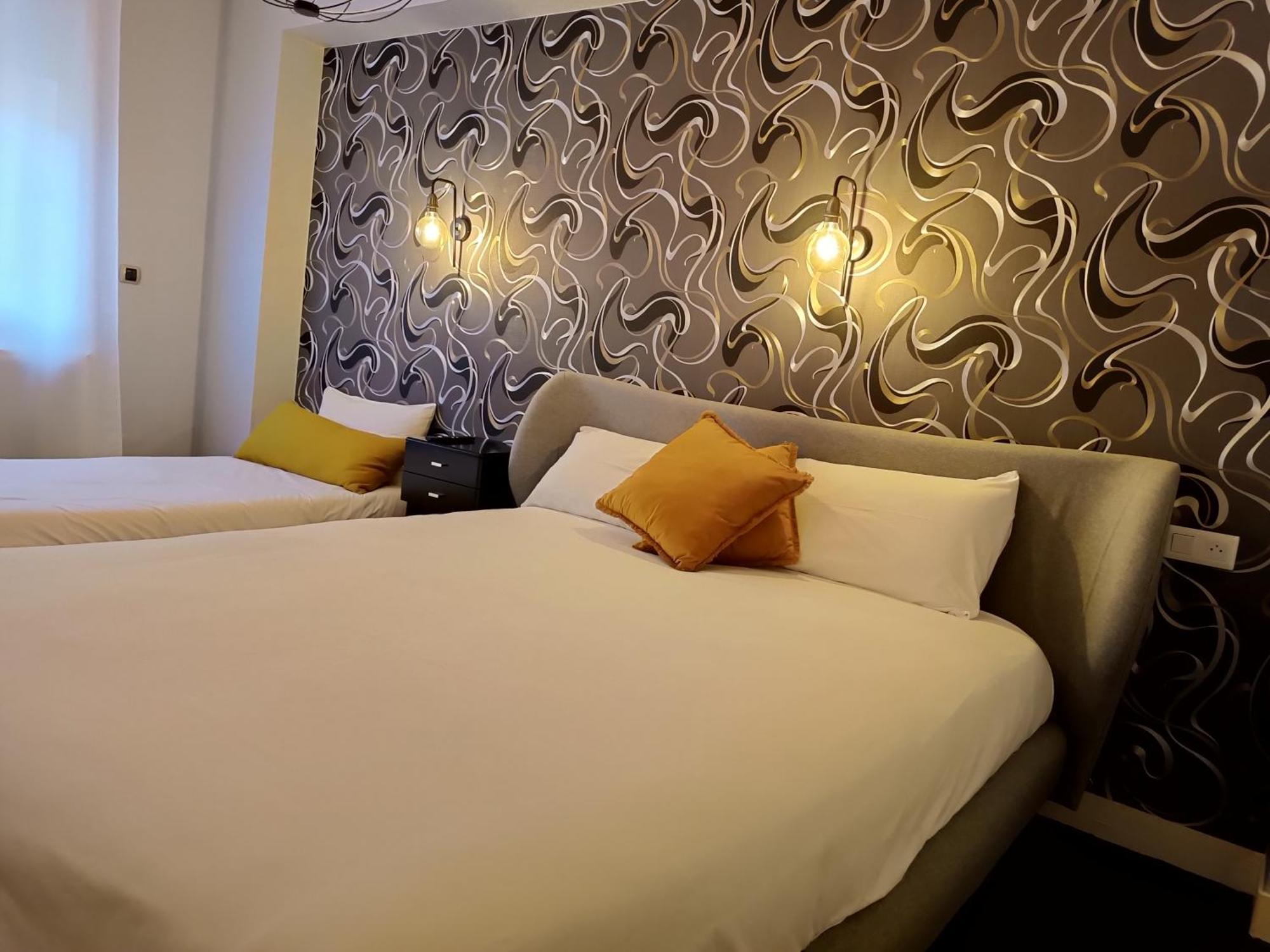 Contact Hotel Limoges - Hotel Des Deux Moulins Exteriör bild