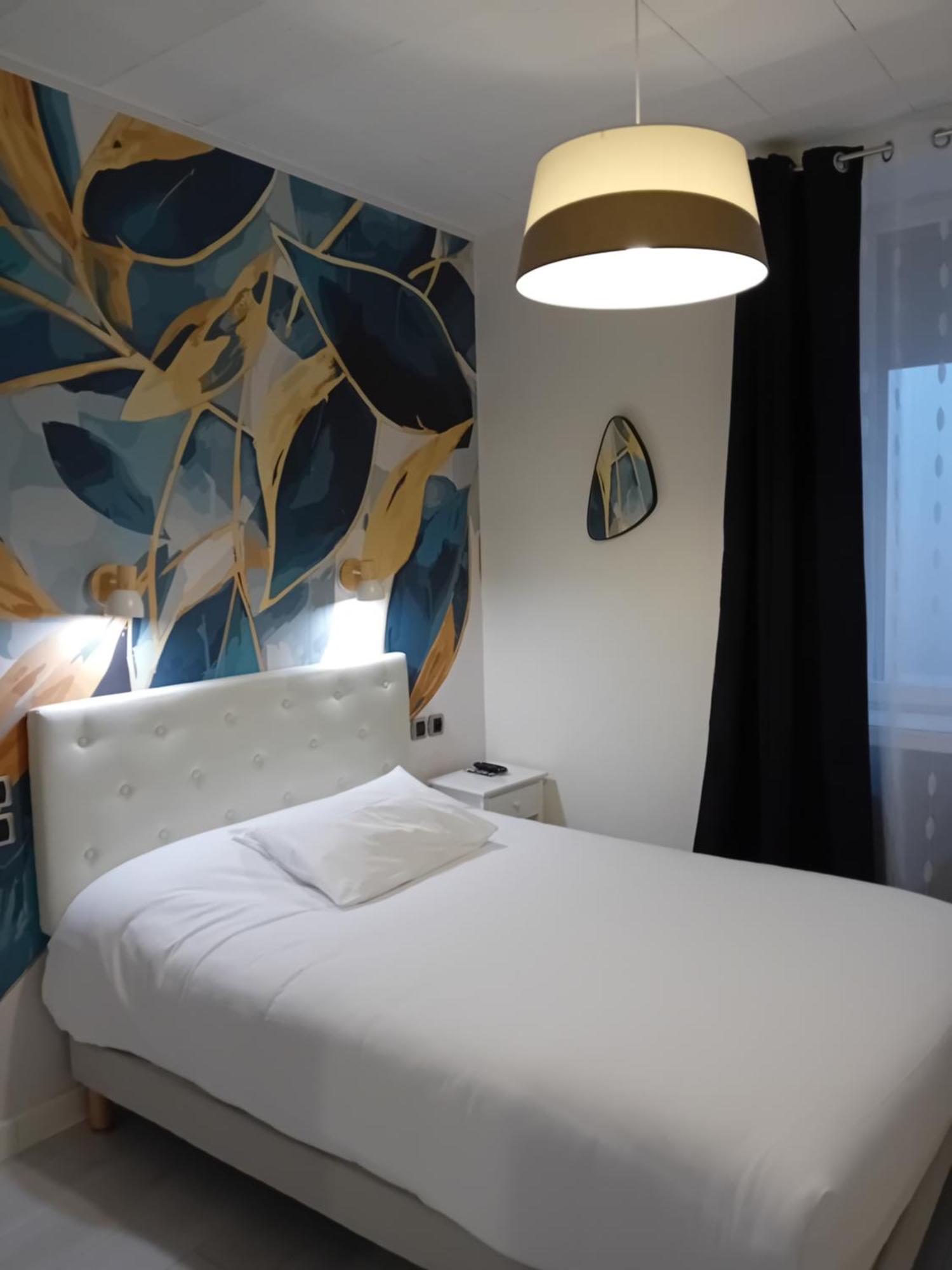 Contact Hotel Limoges - Hotel Des Deux Moulins Exteriör bild